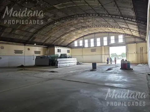 Galpon en Alquiler 26  mts Fondo