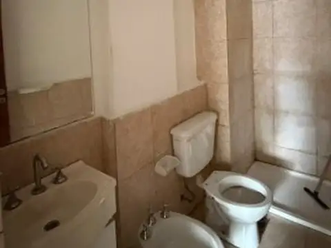 Departamento en Alquiler en Echesortu, $ 370.000