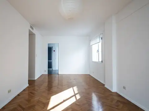 Lafinur 3300, Piso 6