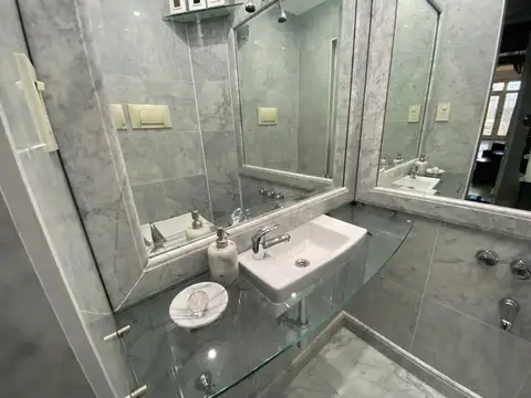 PH TIPO CASA EN VENTA LA PLATA CON COCHERA
