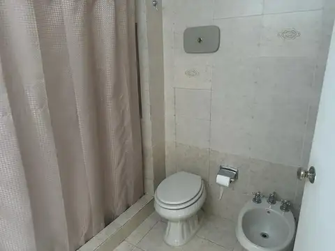 Casa en Alquiler Temporal en Playa Mansa, USD 10.000