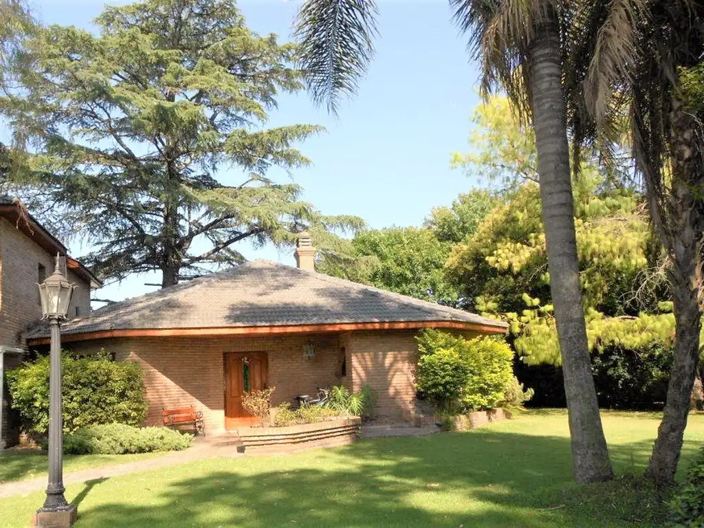 Casa en Venta - 4 dormitorios - Consultar precio