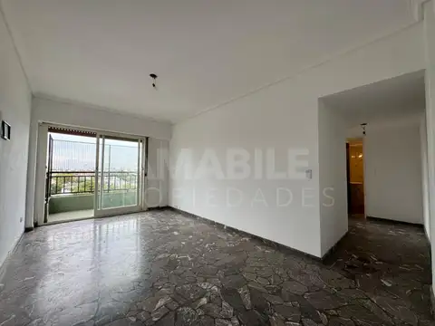 3 Ambientes con Balcón Corrido – Luminoso, con Lavadero y Excelente Distribución