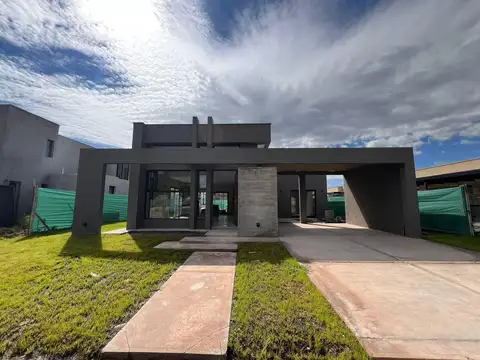 Casa en Lujan De Cuyo