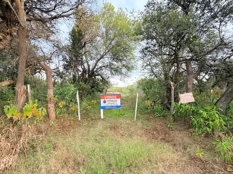 Venta de terreno en La Paz - Traslasierras, con base para construir una vivienda
