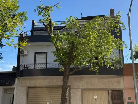 Venta de excelente departamento en Mataderos con Terraza Propia