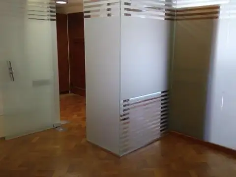 M T de Alvear 600, Piso 10