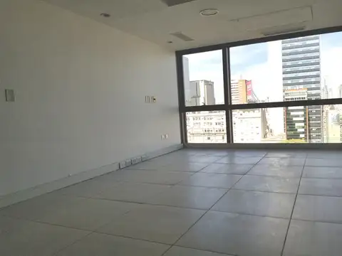 Oficina en Alquiler con 1 cochera