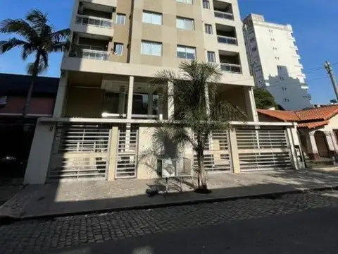 3 AMBIENTES C/ COCHERA SUBTERRANEA