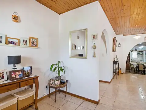 Casa en Venta con 1 cochera