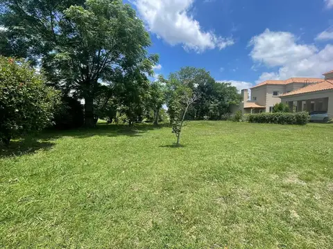 Terreno en Venta de 1547,0 m2