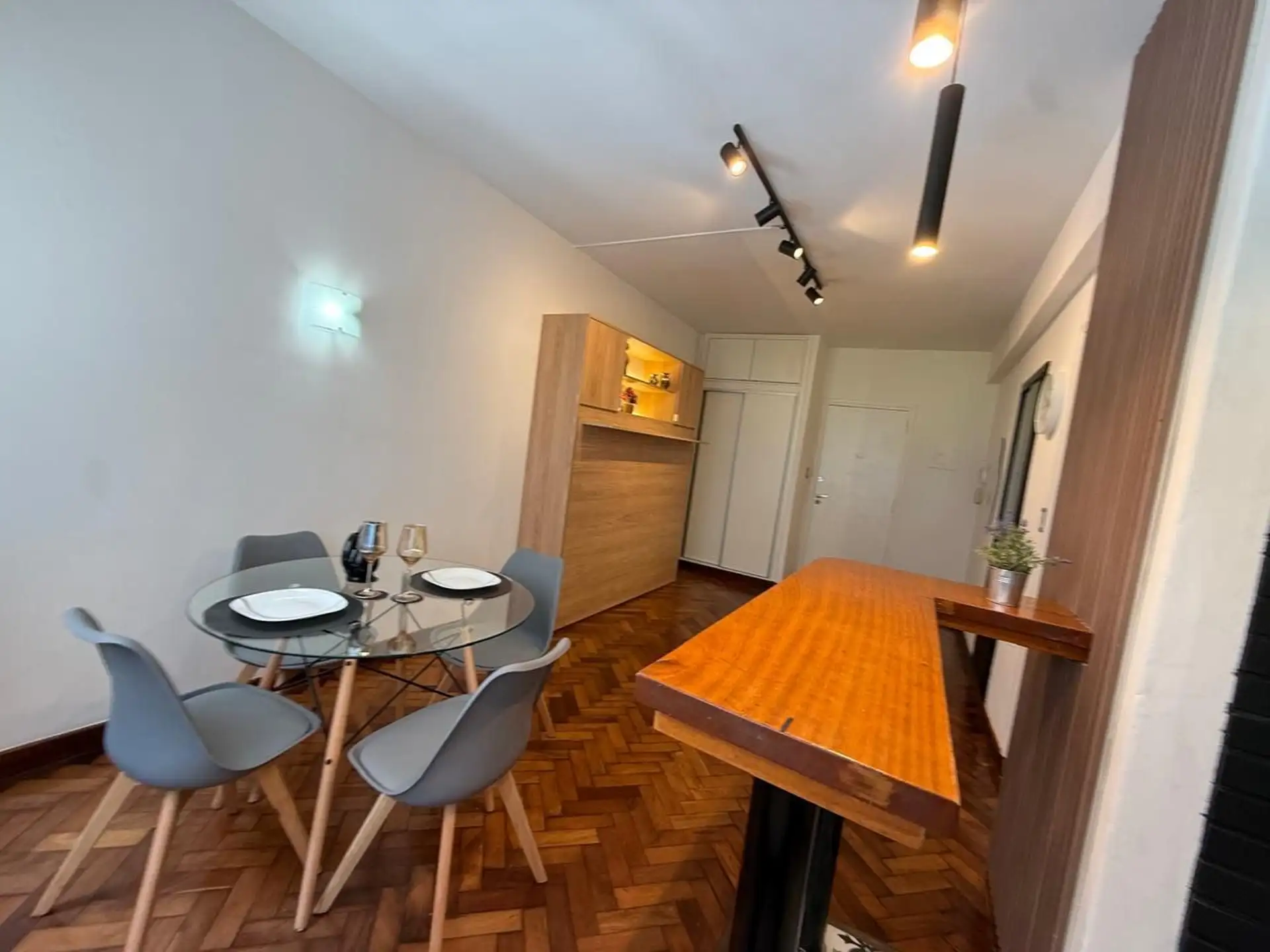Departamento en venta 1 ambiente a la calle Corrientes 1900 Zona Centro