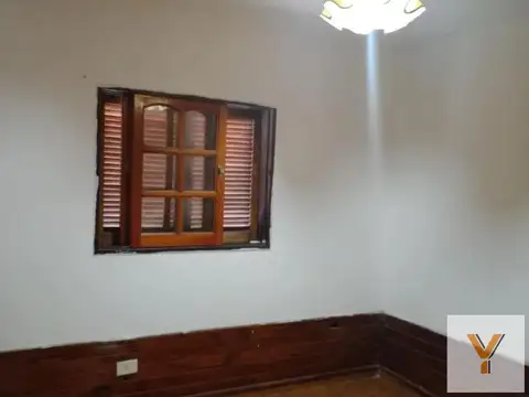 Casa en venta - 2 Dormitorios 1 Baño - 250Mts2 - Córdoba Capital