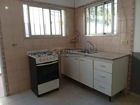 Depto Tipo Casa en Alquiler al Oeste
