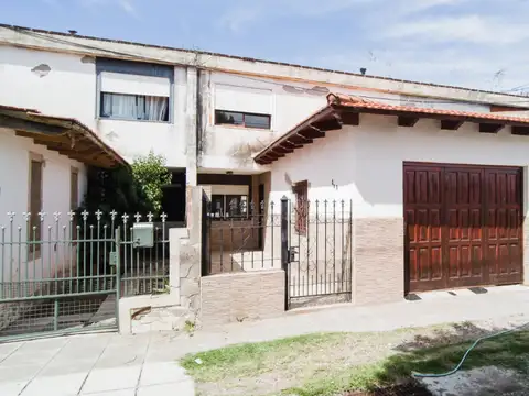 VENTA - CASA - 3 DORMITORIOS - PUNTA ALTA