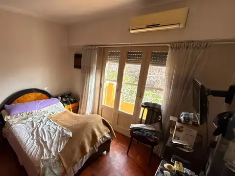 Casa 4 ambientes , alquiler , Ramos Mejía