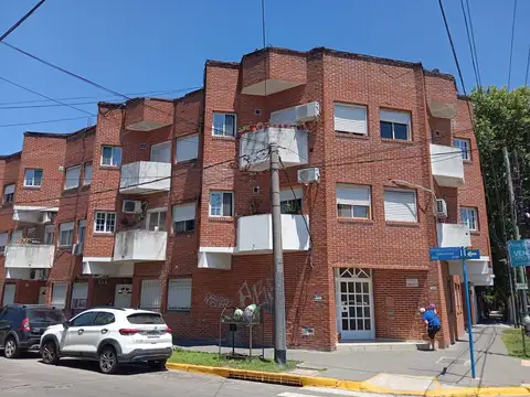 San Jorge 2500, Piso 2