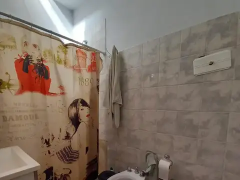 Depto Tipo Casa 3 ambientes con 2 baños