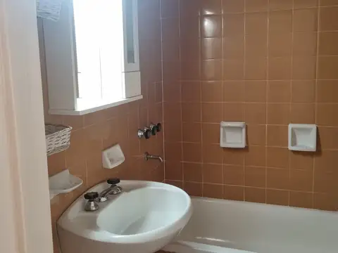 Departamento en alquiler Presidente Roca N° 1382 Piso 5