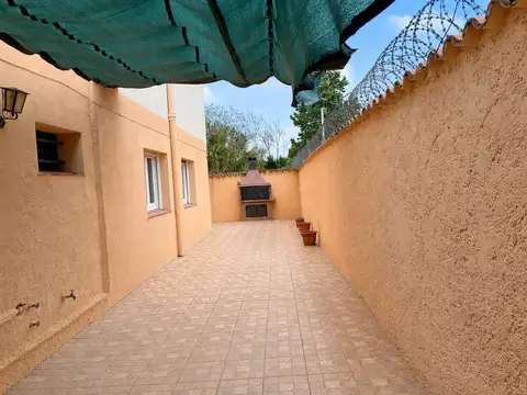 Departamento 5 ambientes con 2 baños