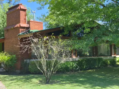 Venta de Casa c pileta en Boca Raton Pilar