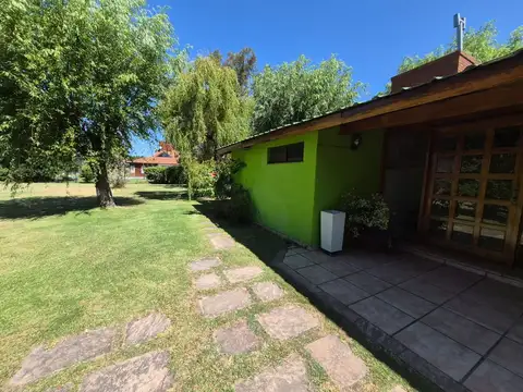 Casa 6 ambientes con 3 baños