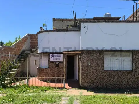 Casa a Refaccionar en Venta