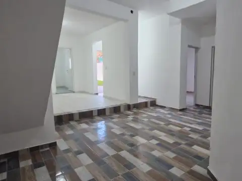 Depto Tipo Casa en Alquiler en Nuñez, $ 2.000.000