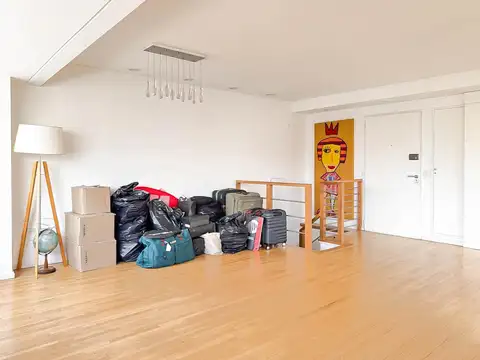 Departamento en Venta con 3 cocheras