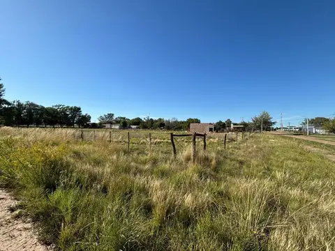 Terreno en Venta en Ataliva Roca, USD 8.000