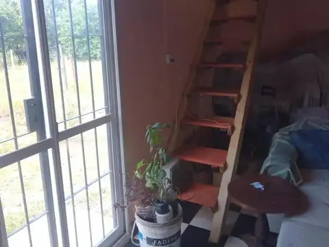 Casa 2 ambientes con 1 baño