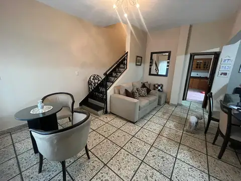 Depto Tipo Casa en Venta en Liniers, USD 185.000