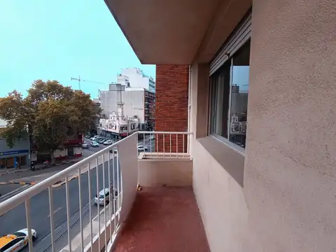 Departamento 4 ambientes con 2 baños
