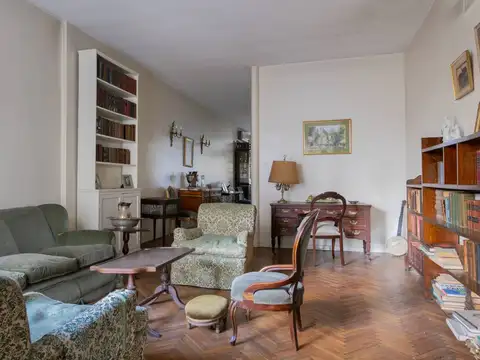 Crámer 1700, Piso 2
