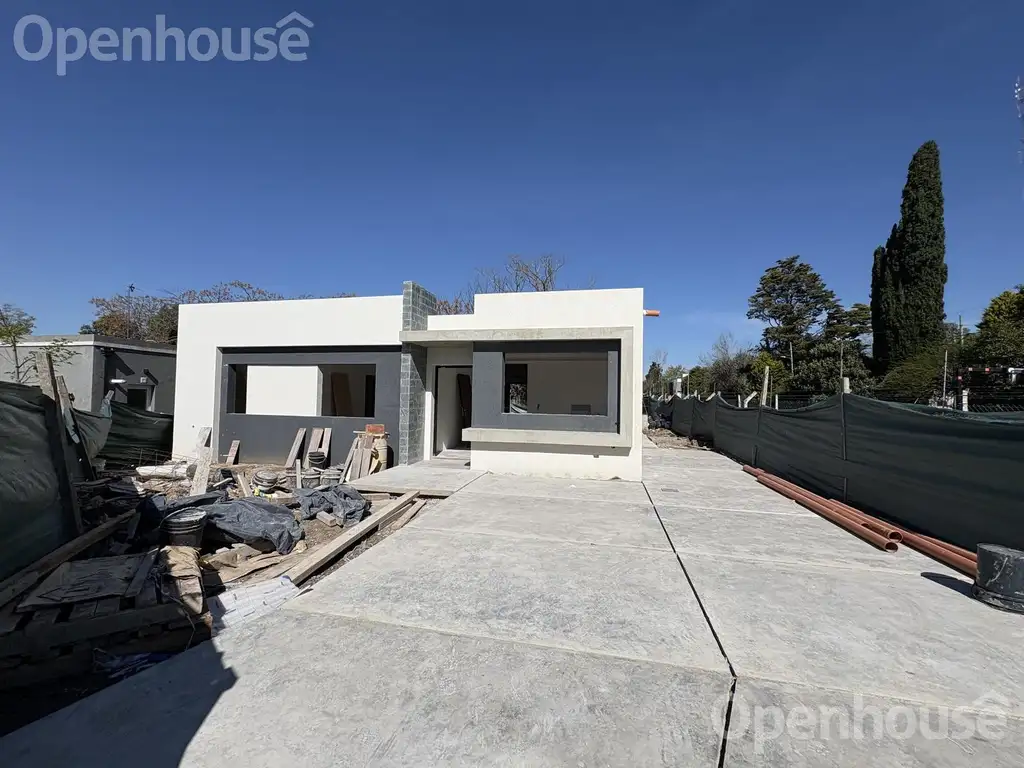 Casa en Pilar del Este - Santa Lucia de 3 dormitorios