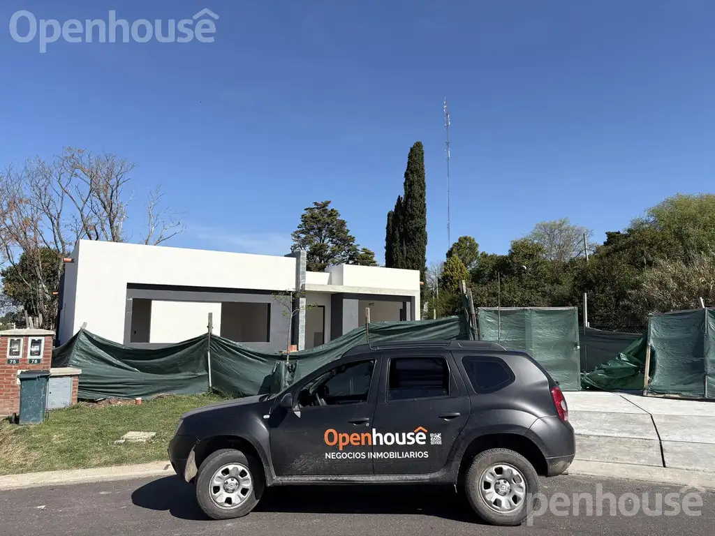 Casa en Pilar del Este - Santa Lucia