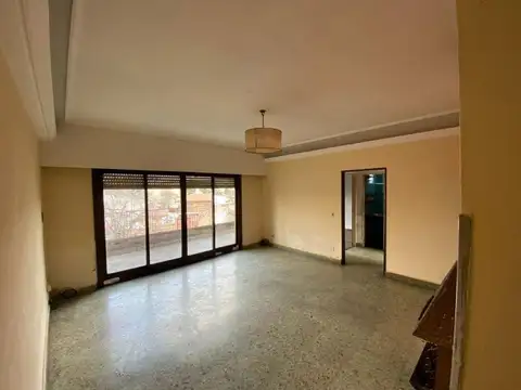 Local en Venta 55 años