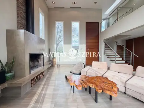 Casa en Venta de 5 dormitorios
