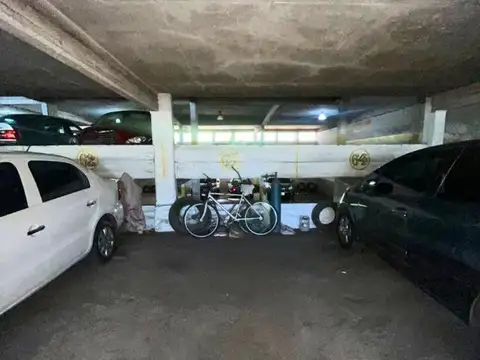 Venta de Cochera en Lanús Oeste – Ministro Brin 2821