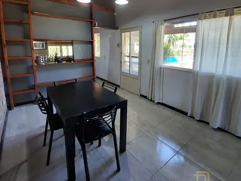 VENTA CASA 3 DORMITORIOS Y PILETA EN COUNTRY LOGARITMO (IBARLUCEA)