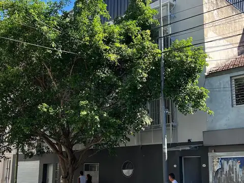 Depto Tipo Casa en Alquiler en Paternal, $ 1.100.000