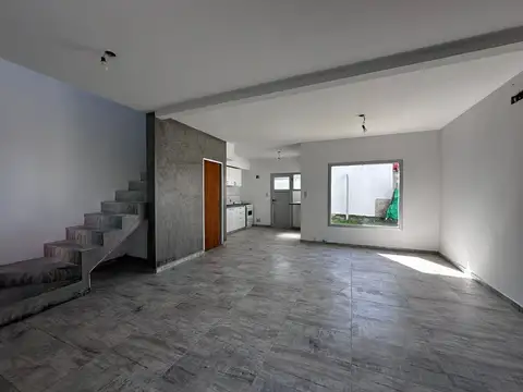 Departamento en Alquiler en La Plata, $ 700.000