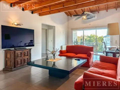 Departamento en Venta con 2 cocheras