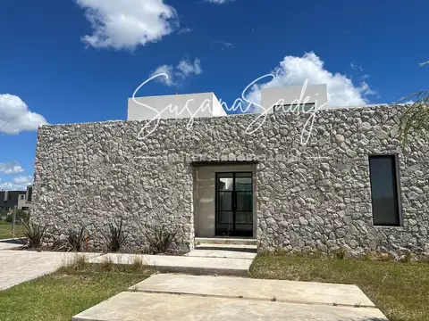 Casa Chalet  en Venta en Santa Ana, Villanueva, Tigre