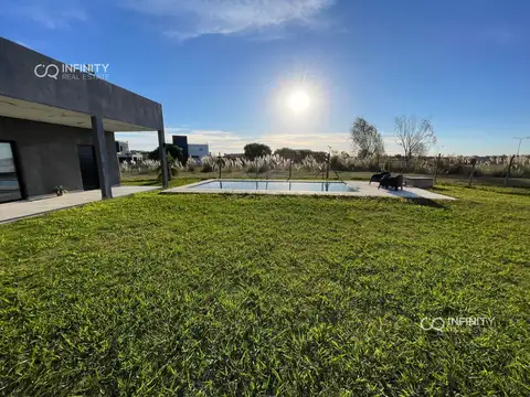 Casa 4 amb con pileta Amueblada San Sebastian