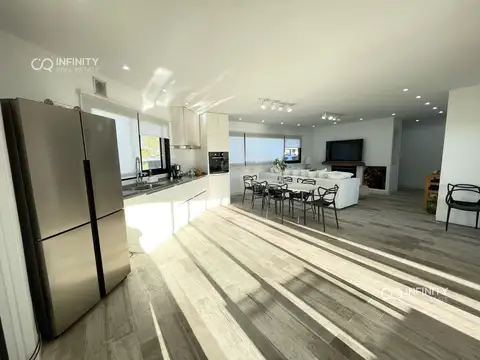 Casa en Alquiler en San Sebastián, USD 1.500