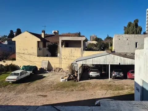 Jorge Newbery entre Bourel y Las Heras 200