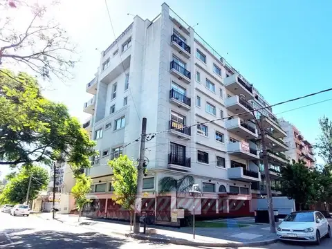 CAMPANA 800, Piso 2