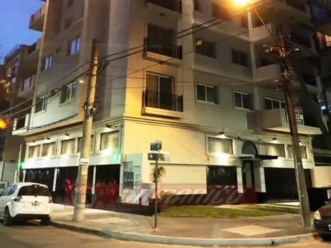 CAMPANA 800, Piso 2