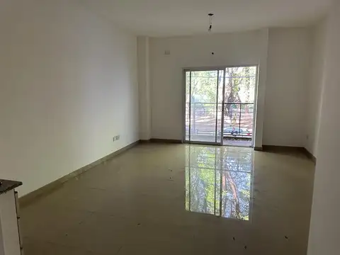 ZAPIOLA 3100, Piso 1
